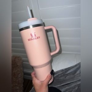 Stanley 40oz Tumbler in Pink Dusk 🩷